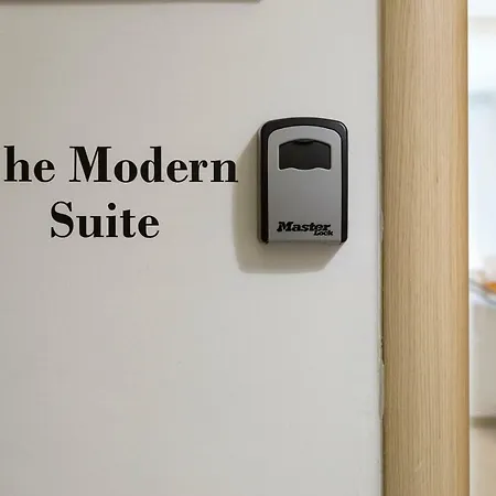 The Modern דירה *