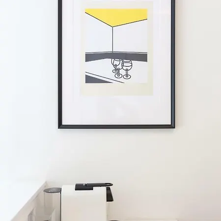 The Modern Apartment *